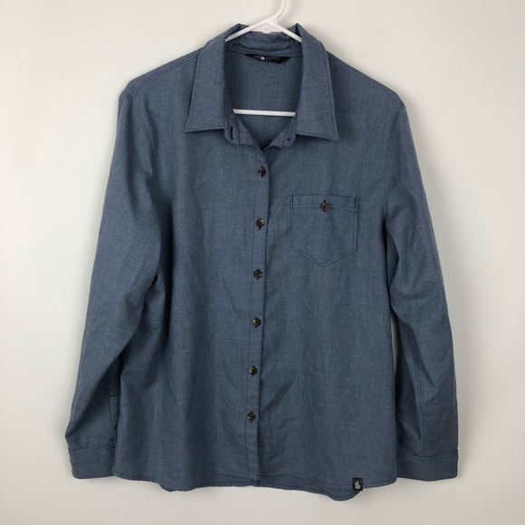 The North Face women’s button down shirt Xlarge
